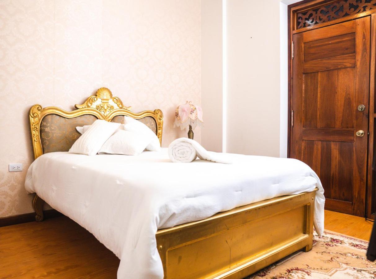 Hotel Salamina Highs Esterno foto