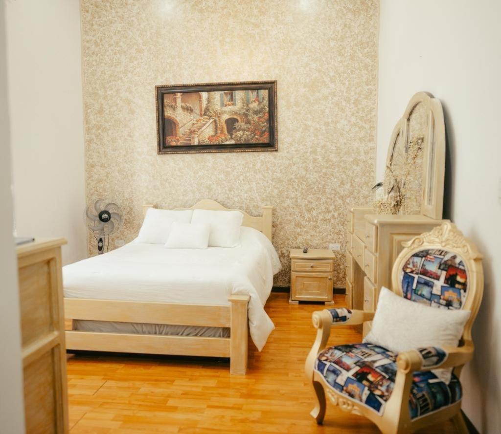 Hotel Salamina Highs Esterno foto